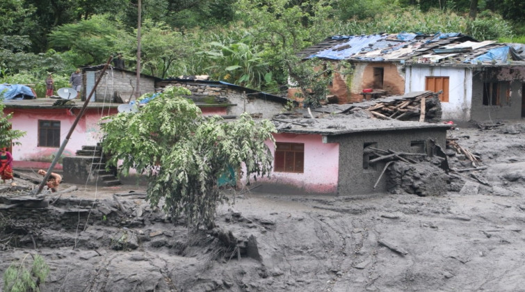 दार्चुलामा बाढीपहिरोः श्रीमान–श्रीमतीसहित ३ को मृत्यु, २ बेपत्ता